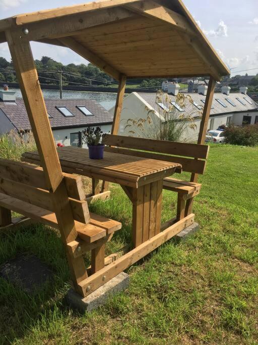 2 Quay Road, Killala. Stunning Sea Front Cottage Ngoại thất bức ảnh