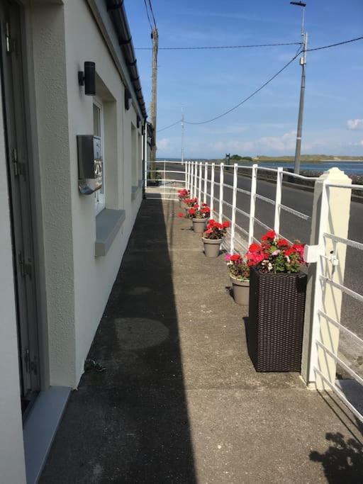 2 Quay Road, Killala. Stunning Sea Front Cottage Ngoại thất bức ảnh