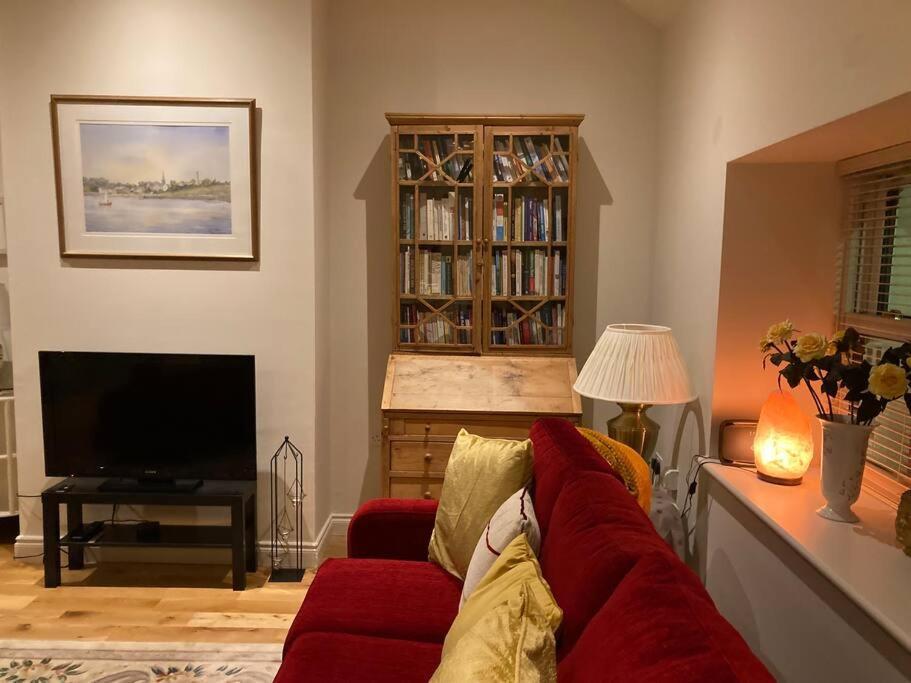 2 Quay Road, Killala. Stunning Sea Front Cottage Ngoại thất bức ảnh